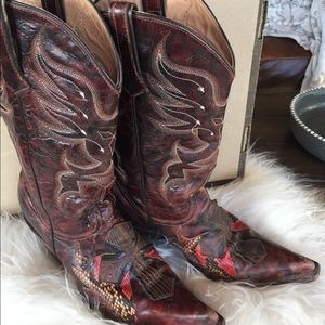 Women's boots